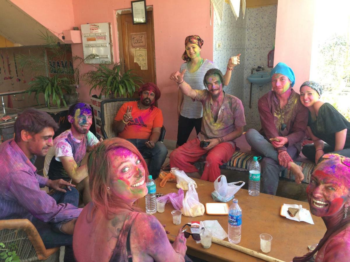 Hotel Everest Pushkar Exteriör bild