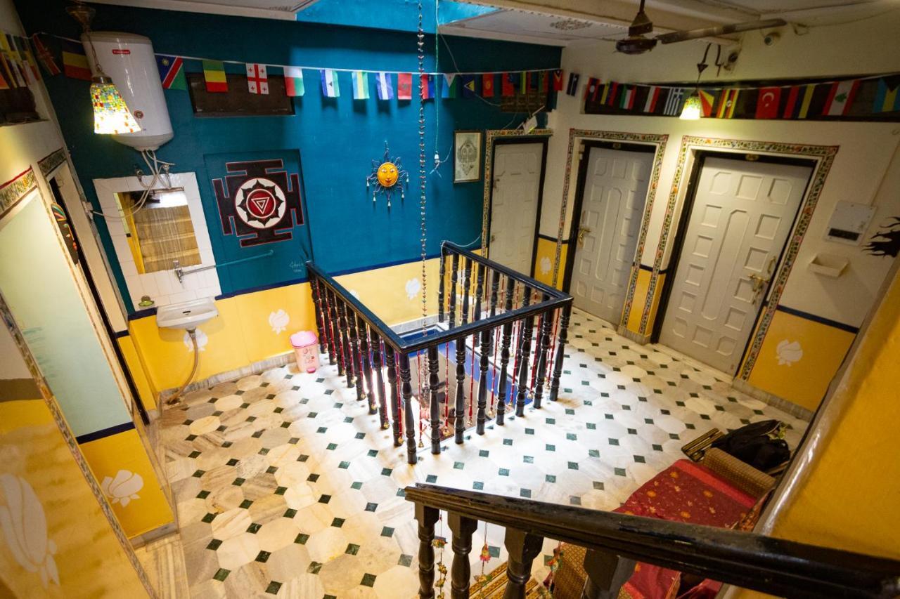 Hotel Everest Pushkar Exteriör bild
